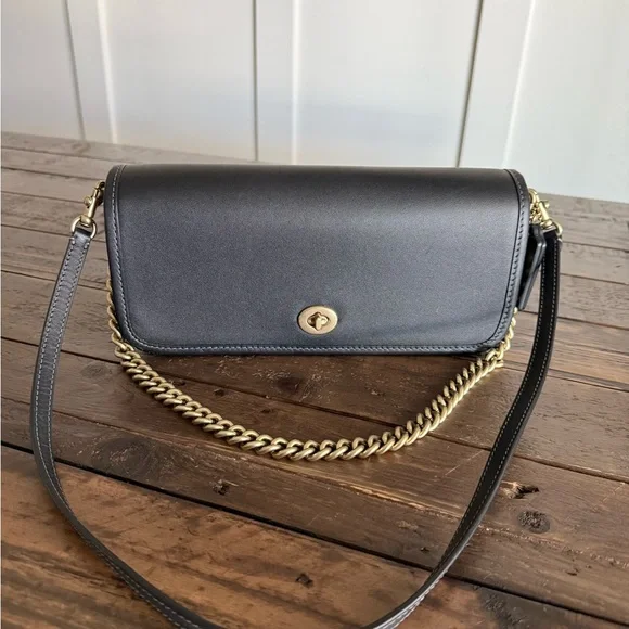 The Coach Originals Dinky 1974 Gold Chain Strap Shoulder Bag With Extra Strap - Picture 2 of 10